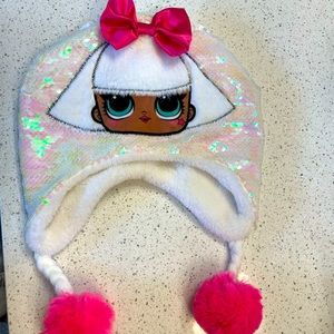 Children’s LOL winter hat -like new